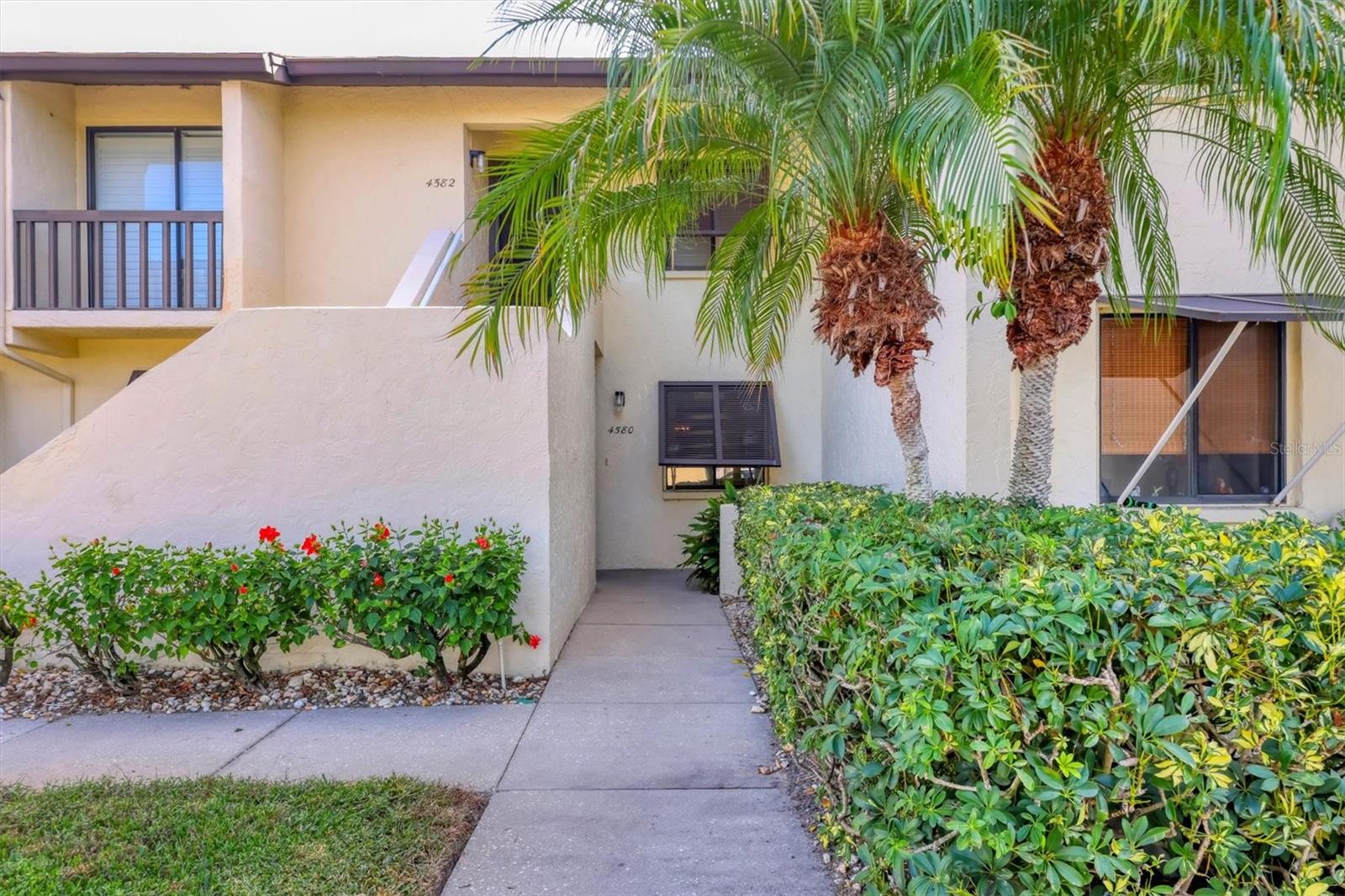 Image 2 of 46 For 4580 Longwater  61