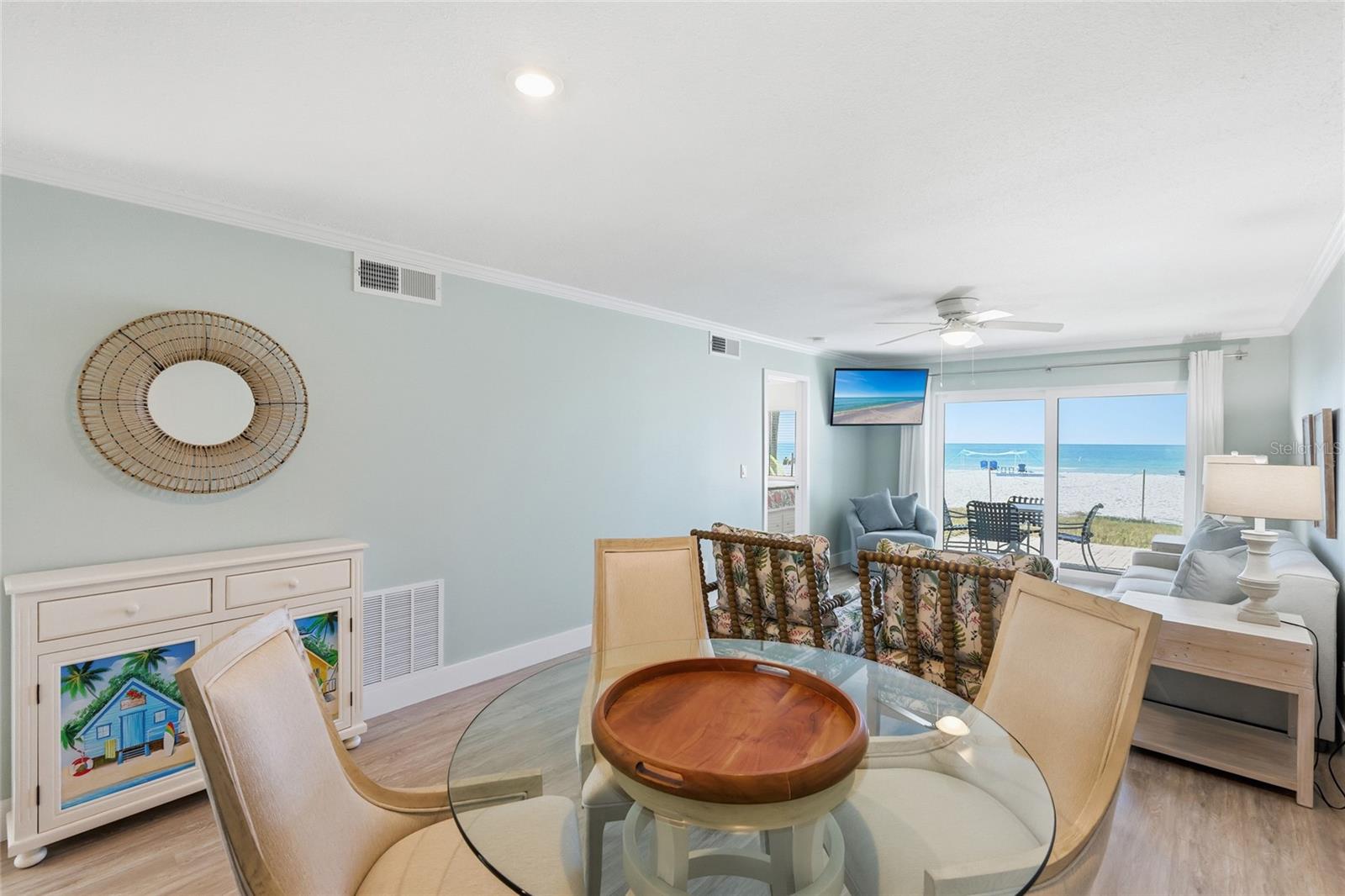 Image 12 of 41 For 7100 Gulf Drive 112