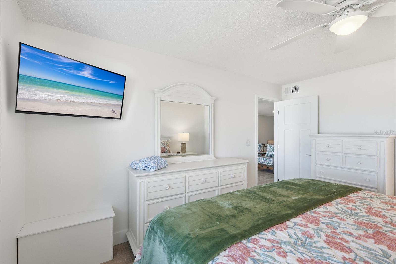 Image 16 of 41 For 7100 Gulf Drive 112