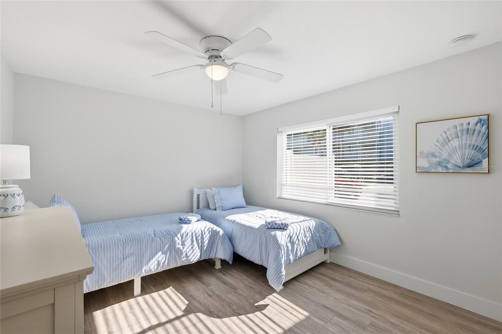 Image 20 of 41 For 7100 Gulf Drive 112