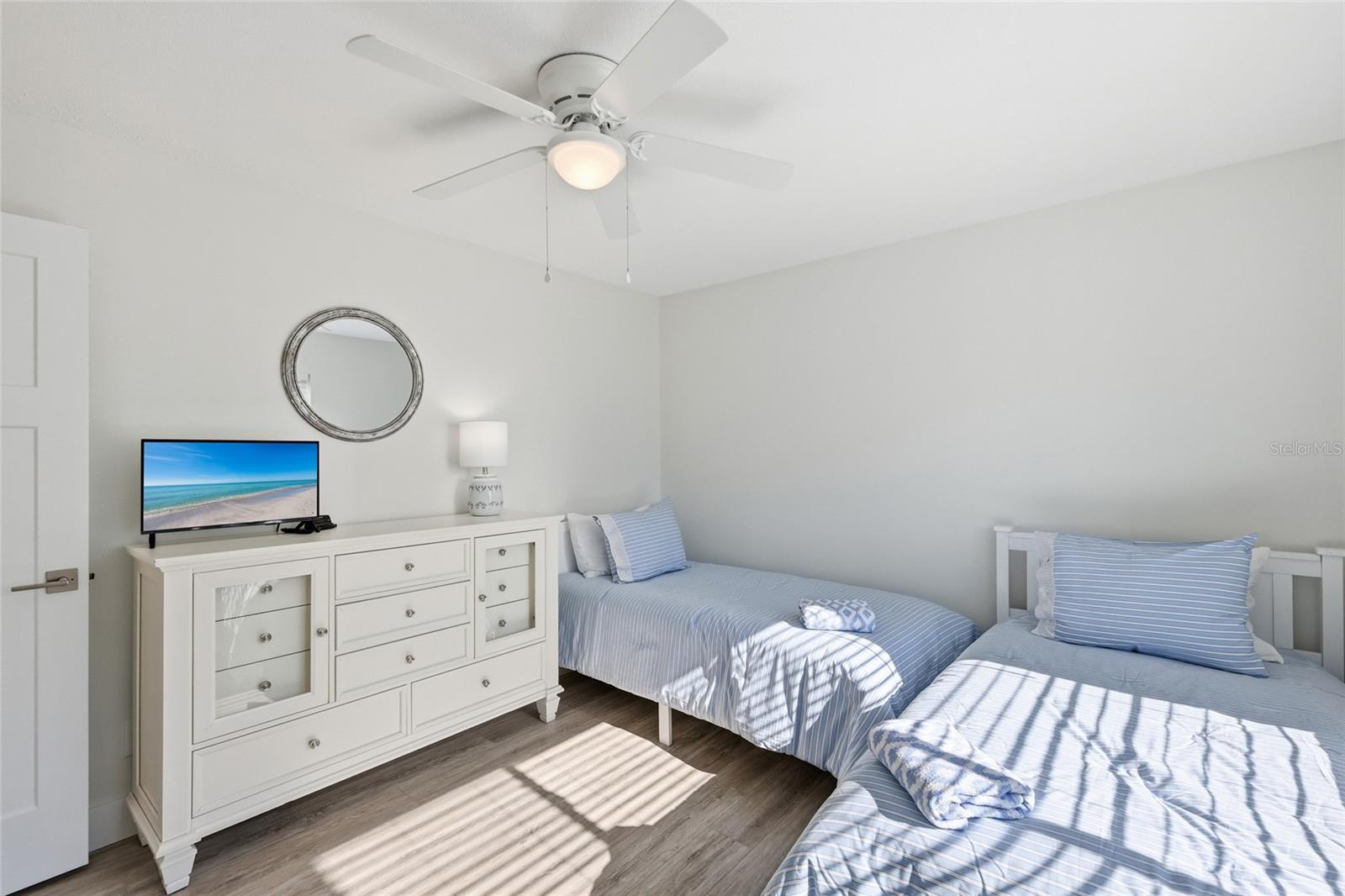 Image 21 of 41 For 7100 Gulf Drive 112