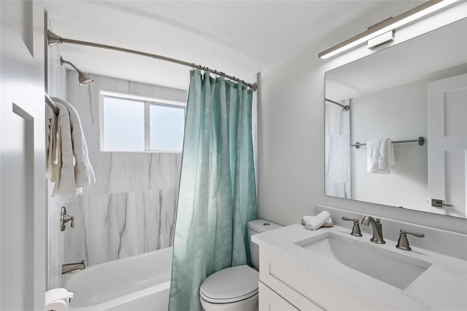 Image 23 of 41 For 7100 Gulf Drive 112