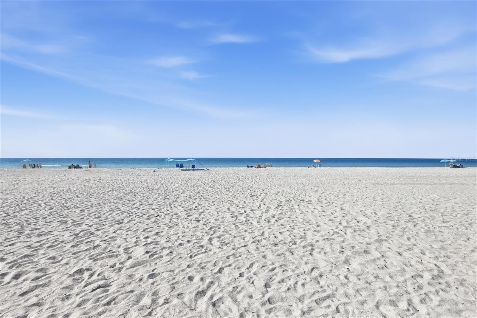 Image 26 of 41 For 7100 Gulf Drive 112