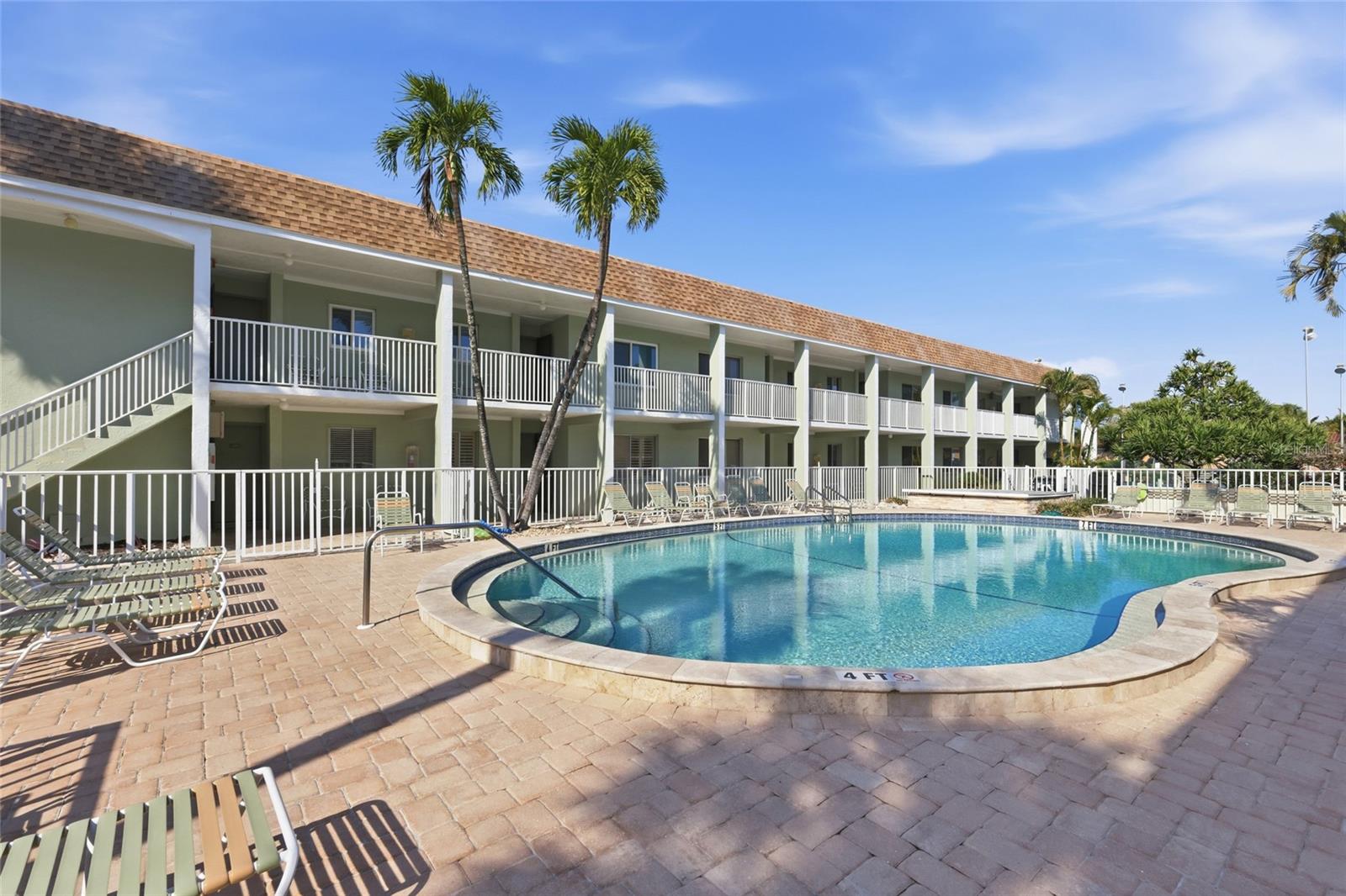 Image 37 of 41 For 7100 Gulf Drive 112