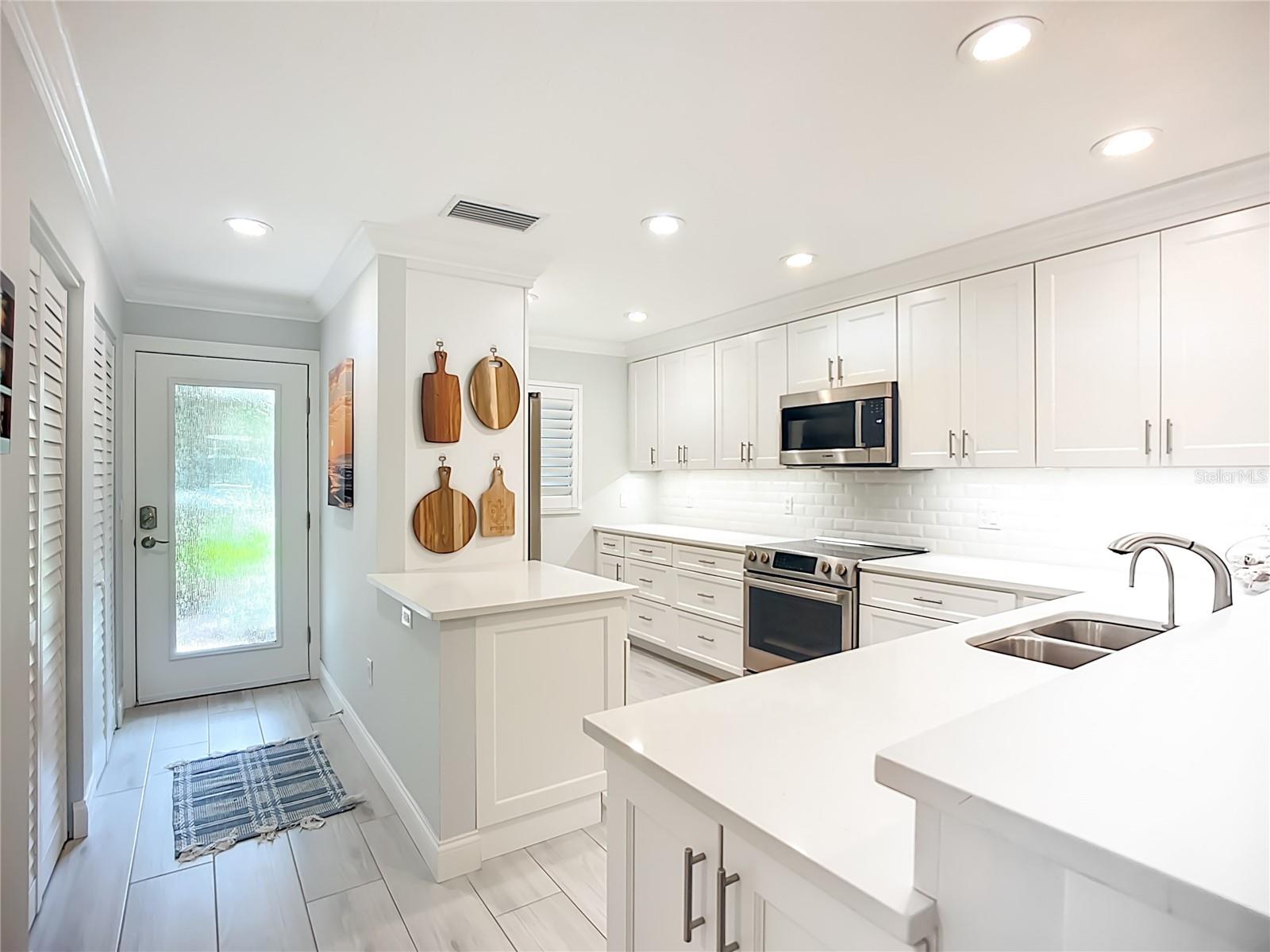 Image 11 of 50 For 1621 Boathouse Circle Ha124