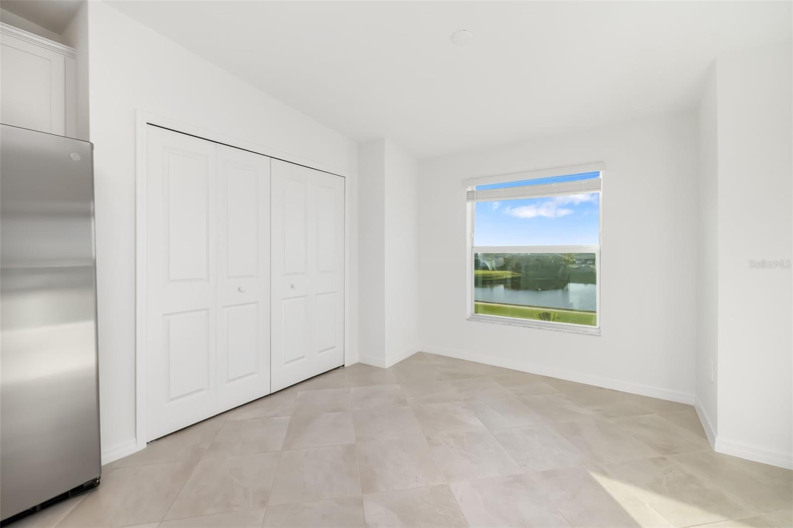 Image 17 of 56 For 19015 Scallop Loop #204