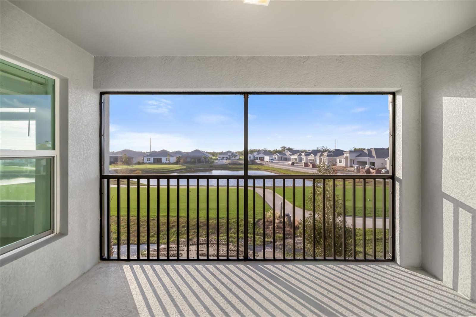 Image 23 of 56 For 19015 Scallop Loop #204