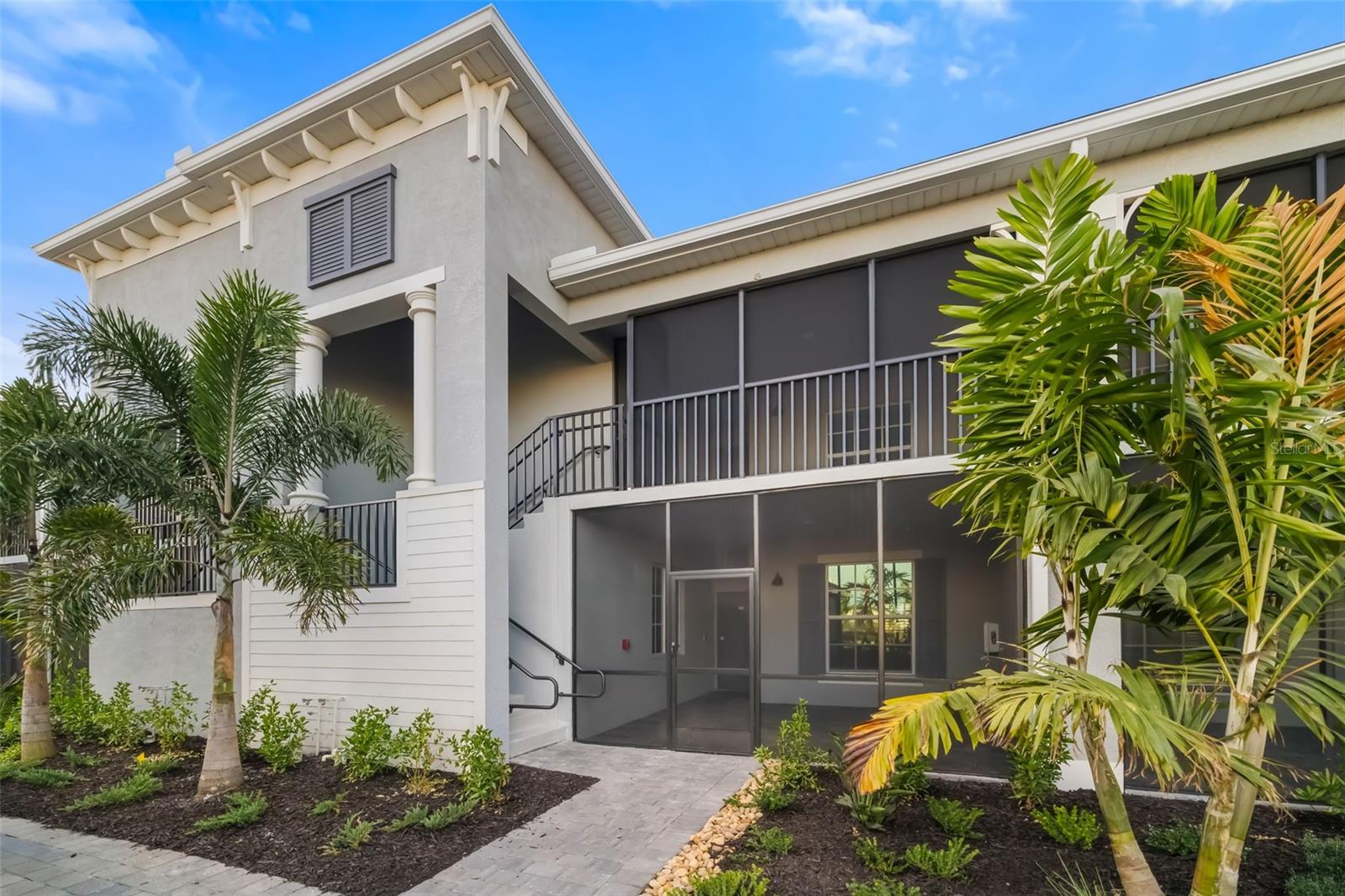 Image 5 of 56 For 19015 Scallop Loop #204