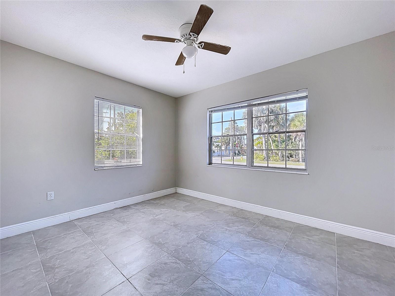 Image 19 of 49 For 501 Spring Avenue