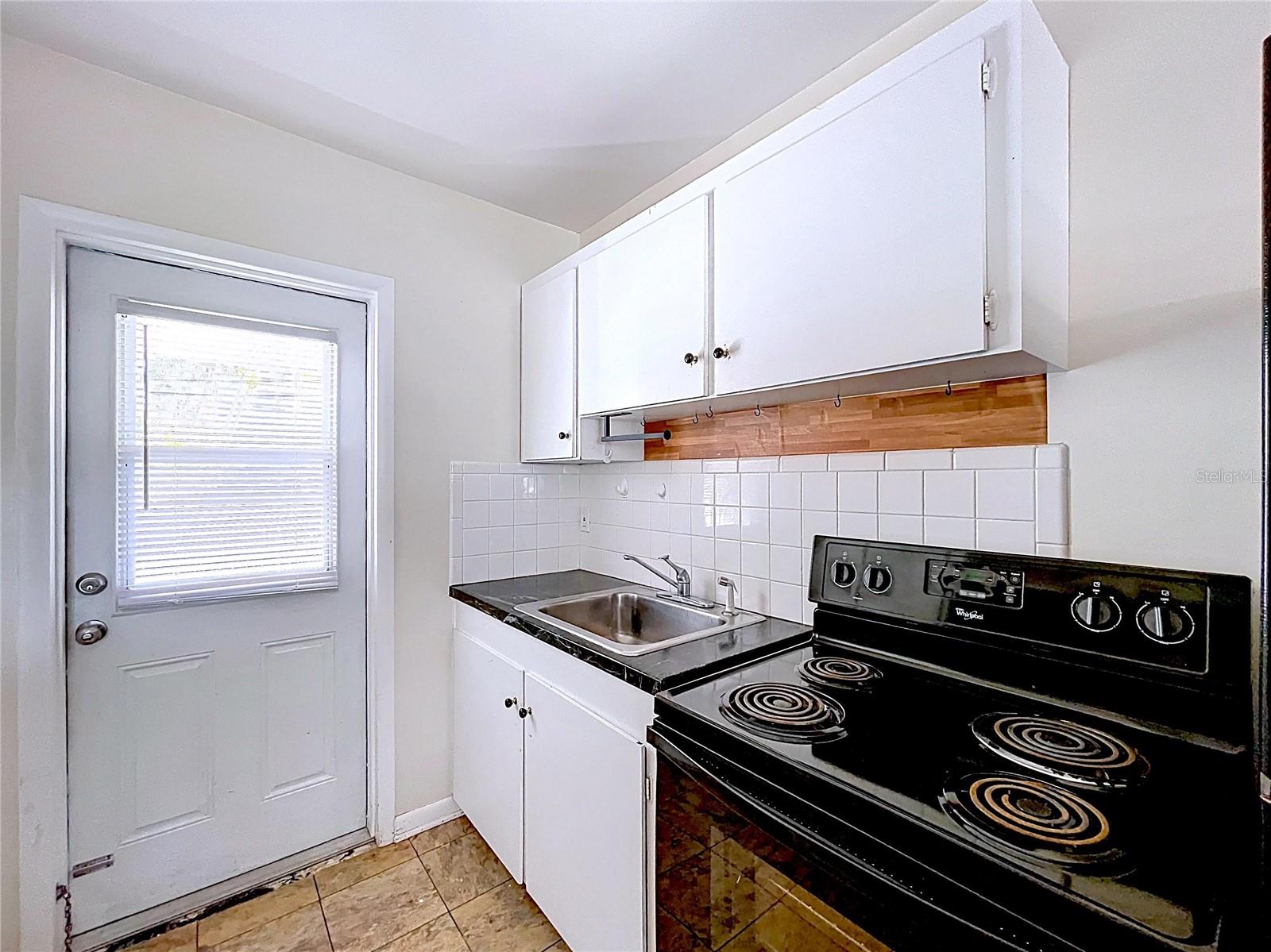 Image 32 of 49 For 501 Spring Avenue