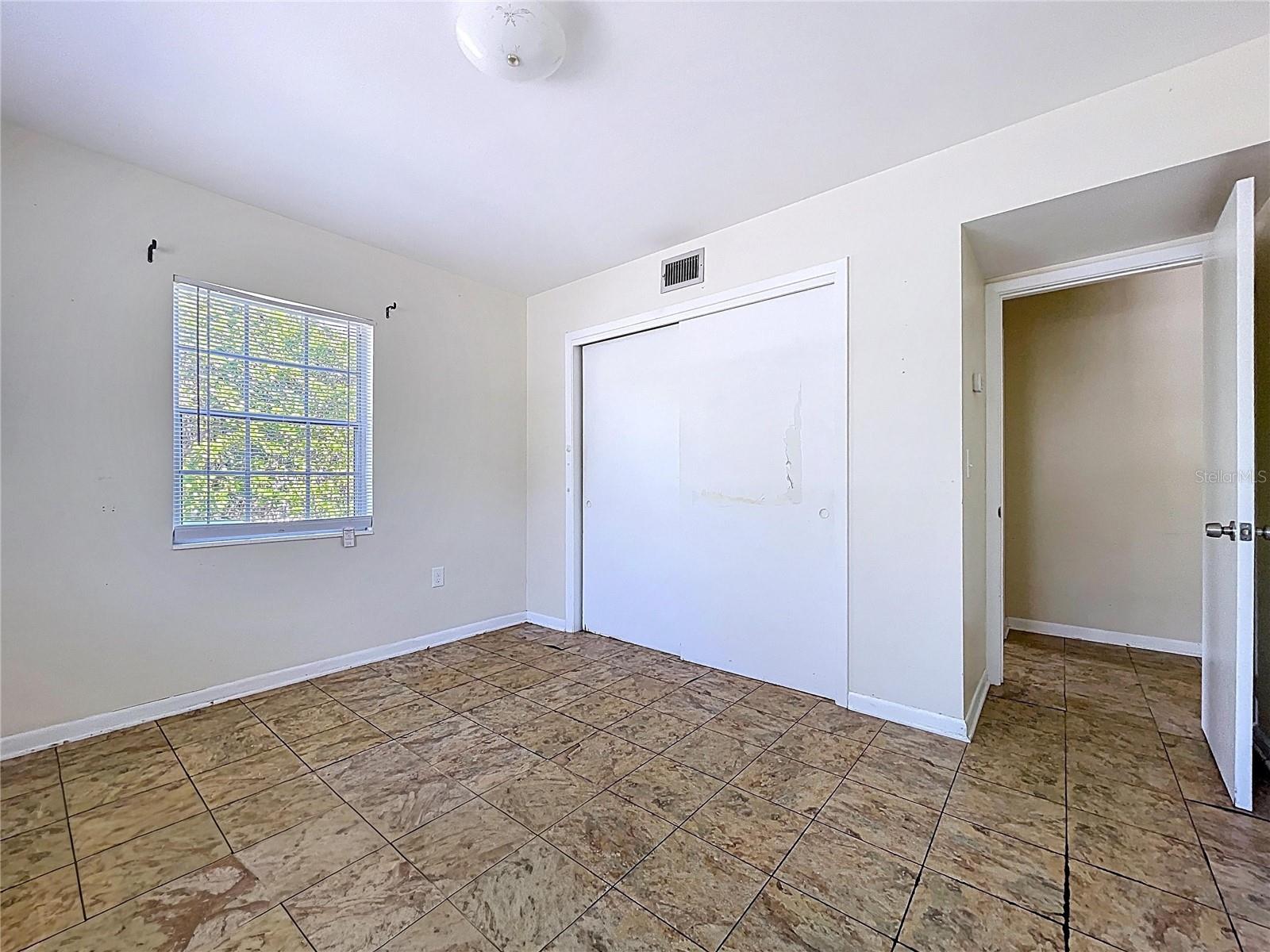 Image 34 of 49 For 501 Spring Avenue