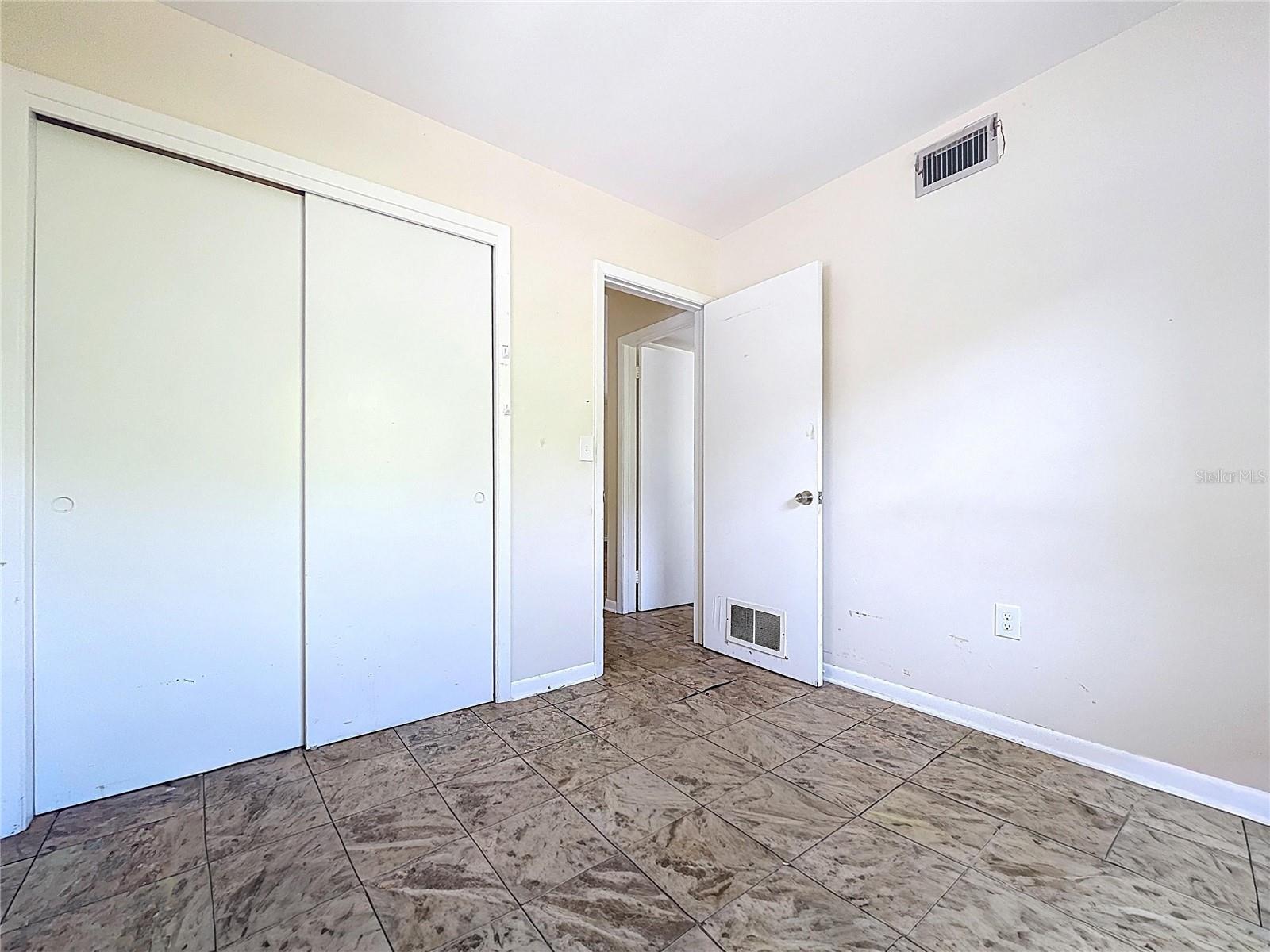 Image 40 of 49 For 501 Spring Avenue