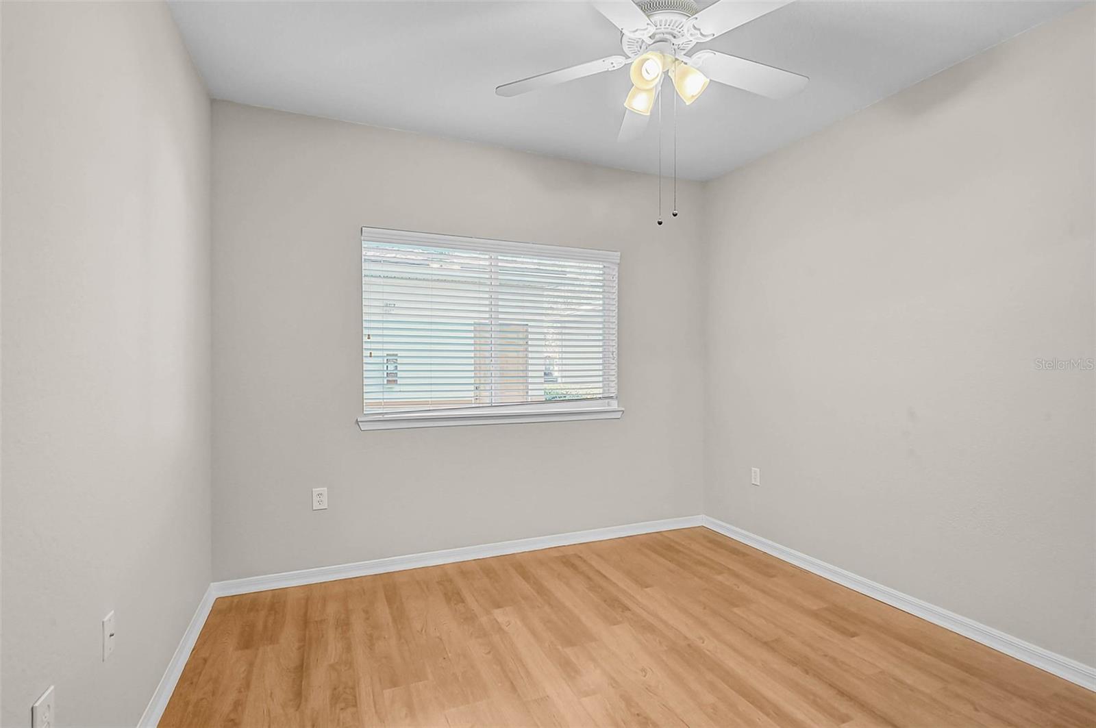 Image 21 of 39 For 3958 Mediterranea Circle 411