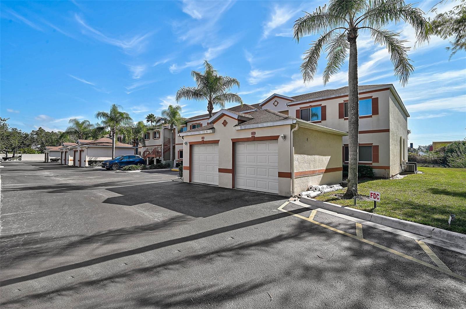 Image 4 of 39 For 3958 Mediterranea Circle 411