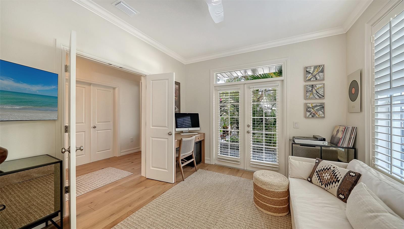 Image 12 of 76 For 1690 Arlington Street