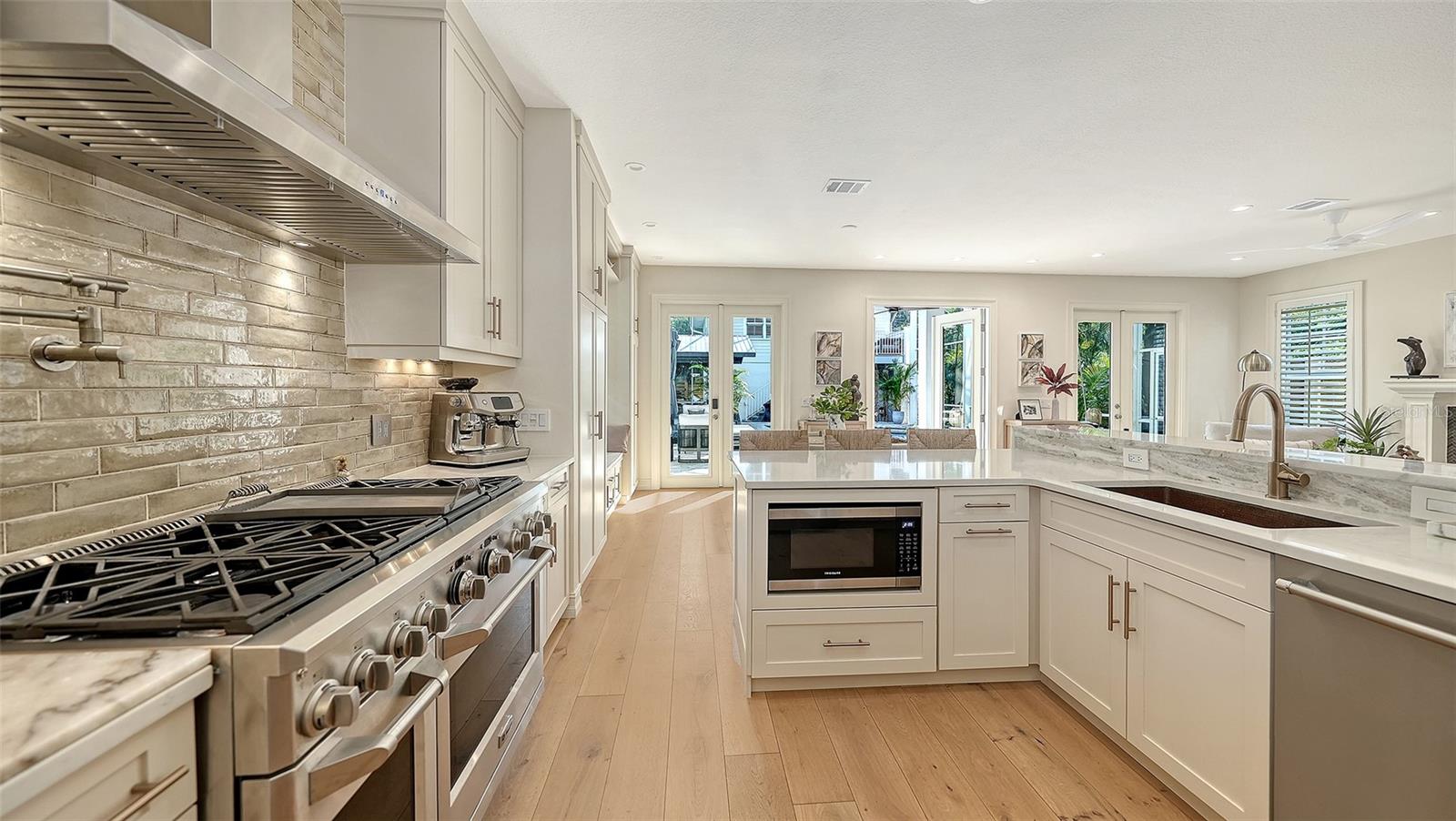 Image 16 of 76 For 1690 Arlington Street