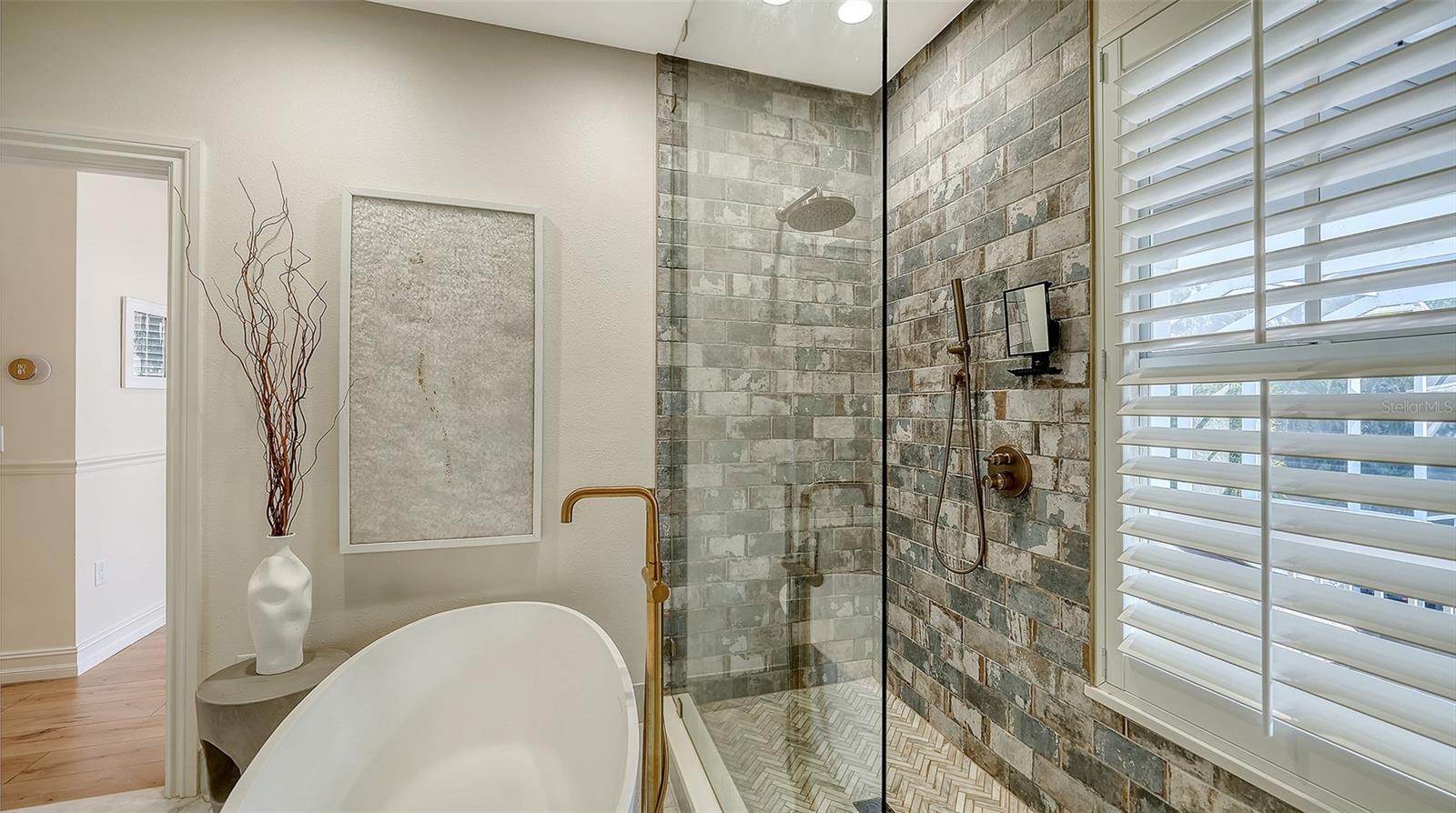 Image 30 of 76 For 1690 Arlington Street