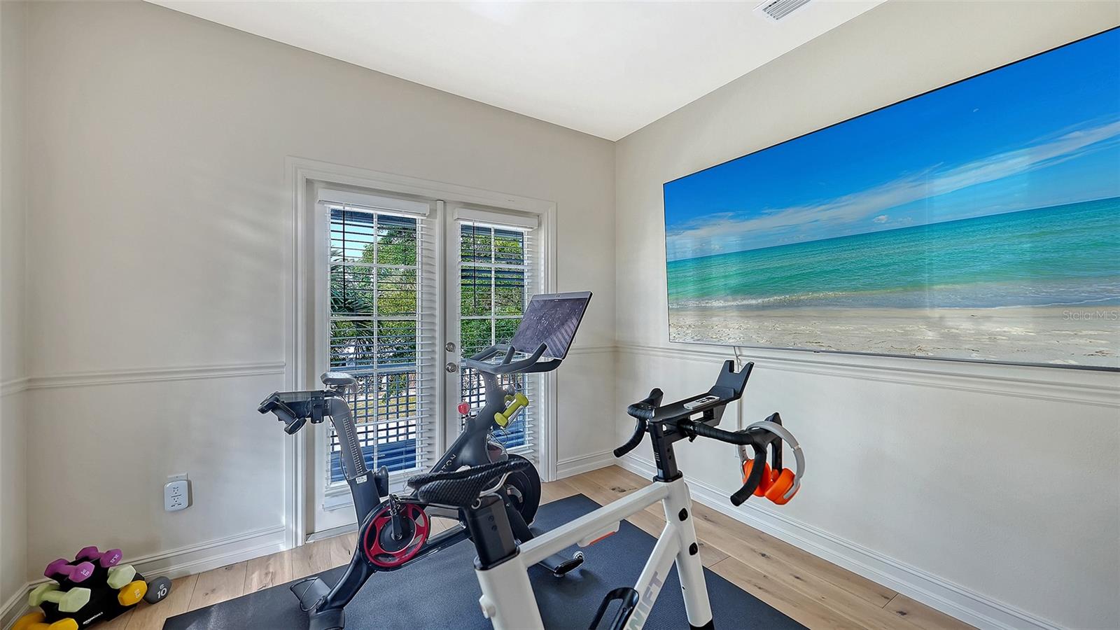 Image 36 of 76 For 1690 Arlington Street