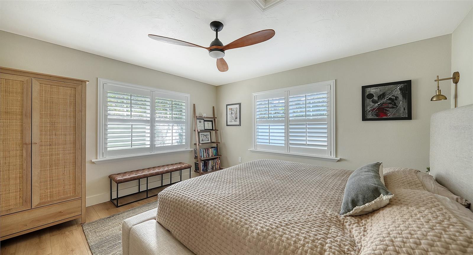 Image 44 of 76 For 1690 Arlington Street