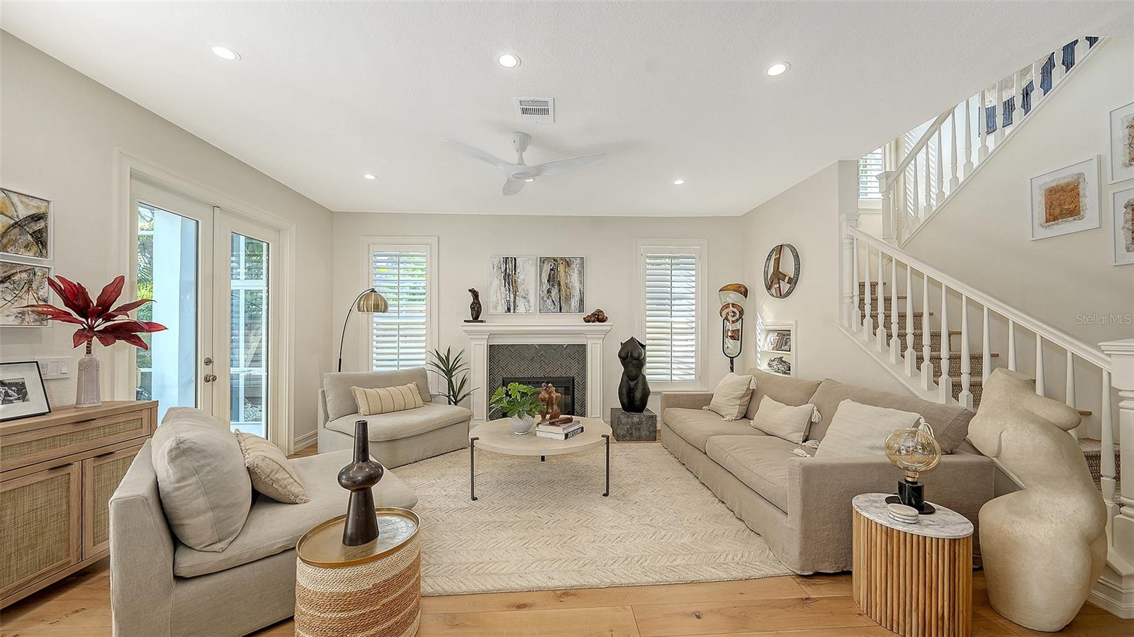 Image 6 of 76 For 1690 Arlington Street