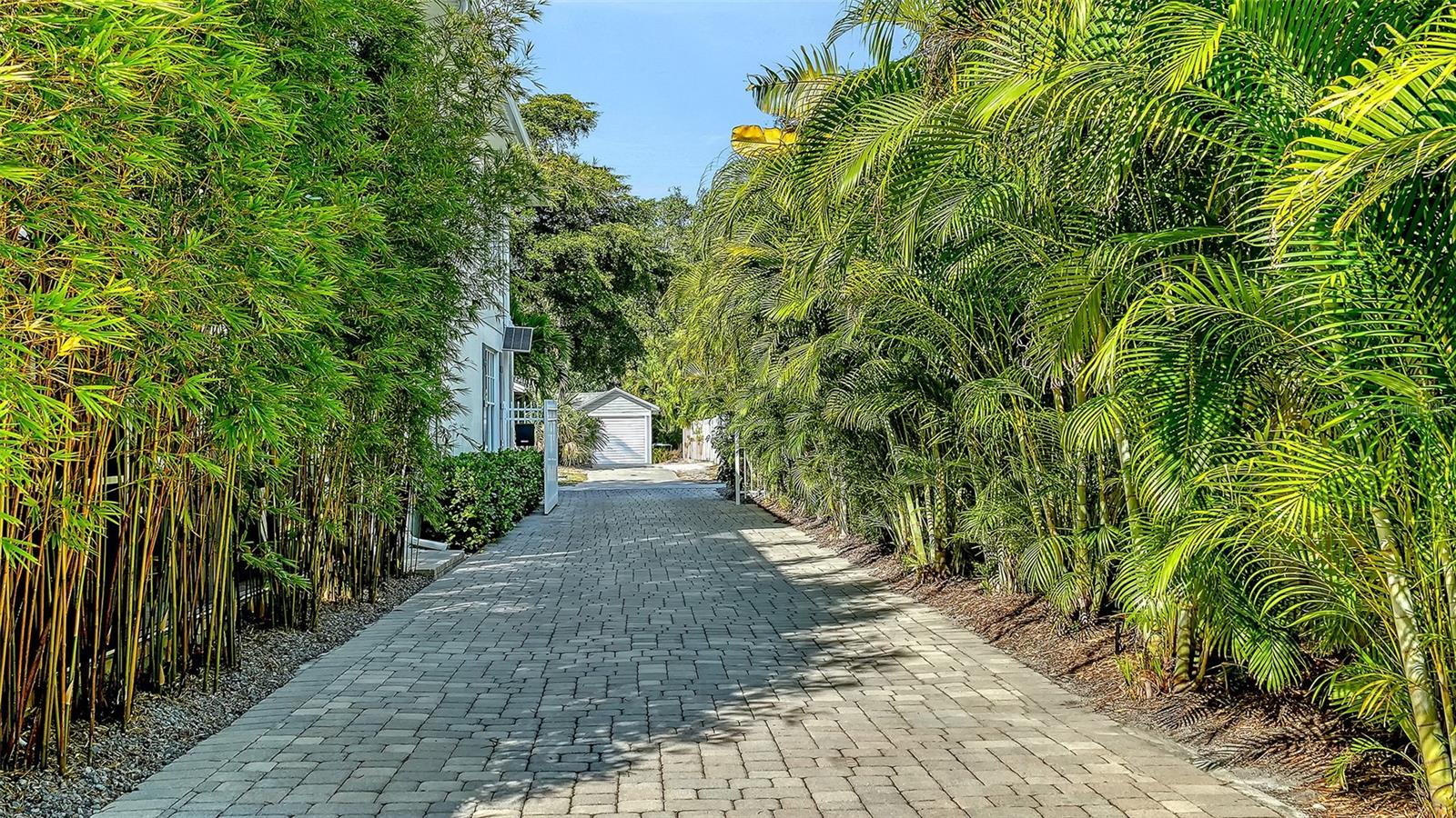 Image 63 of 76 For 1690 Arlington Street