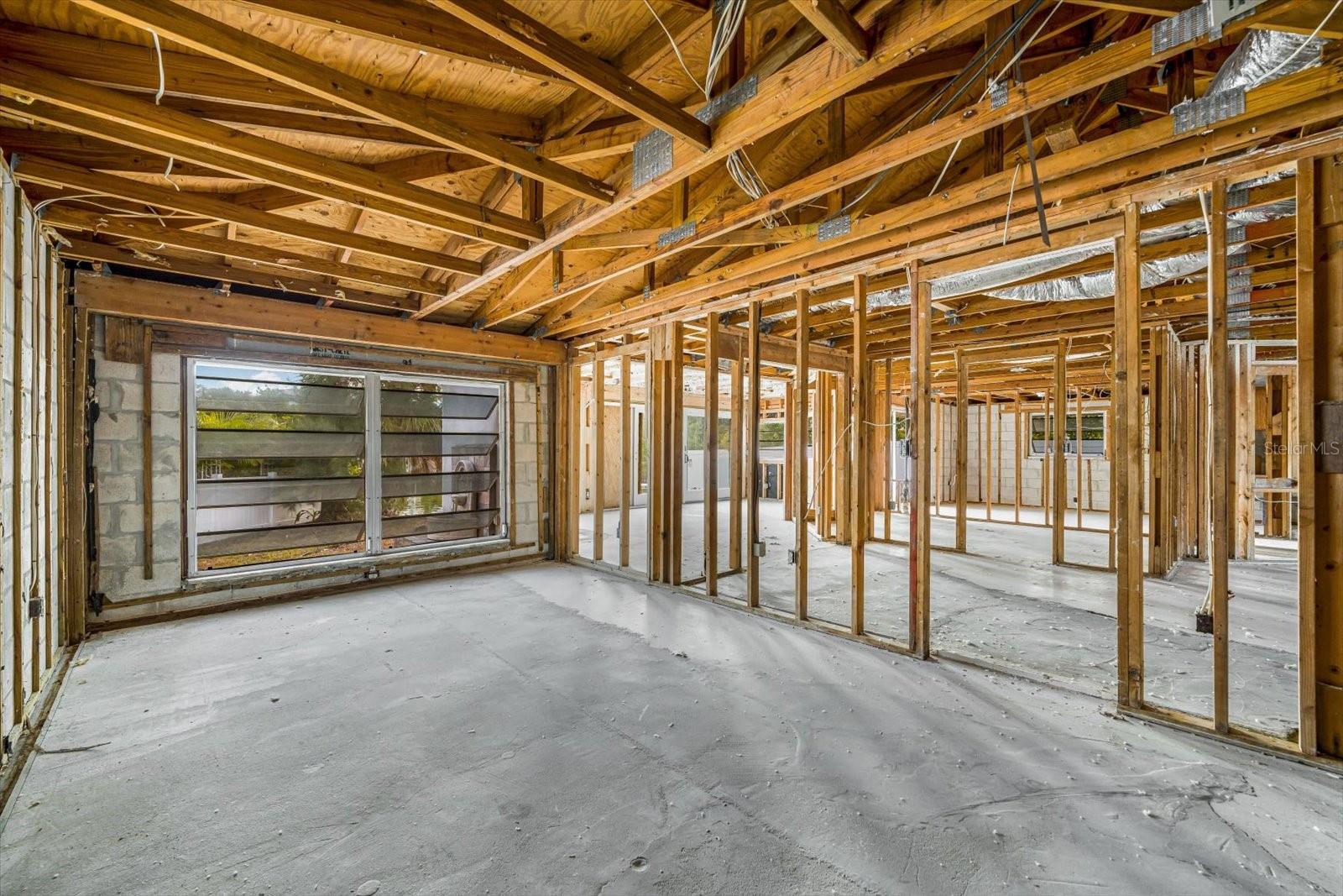 Image 16 of 51 For 259 Gladiolus Street