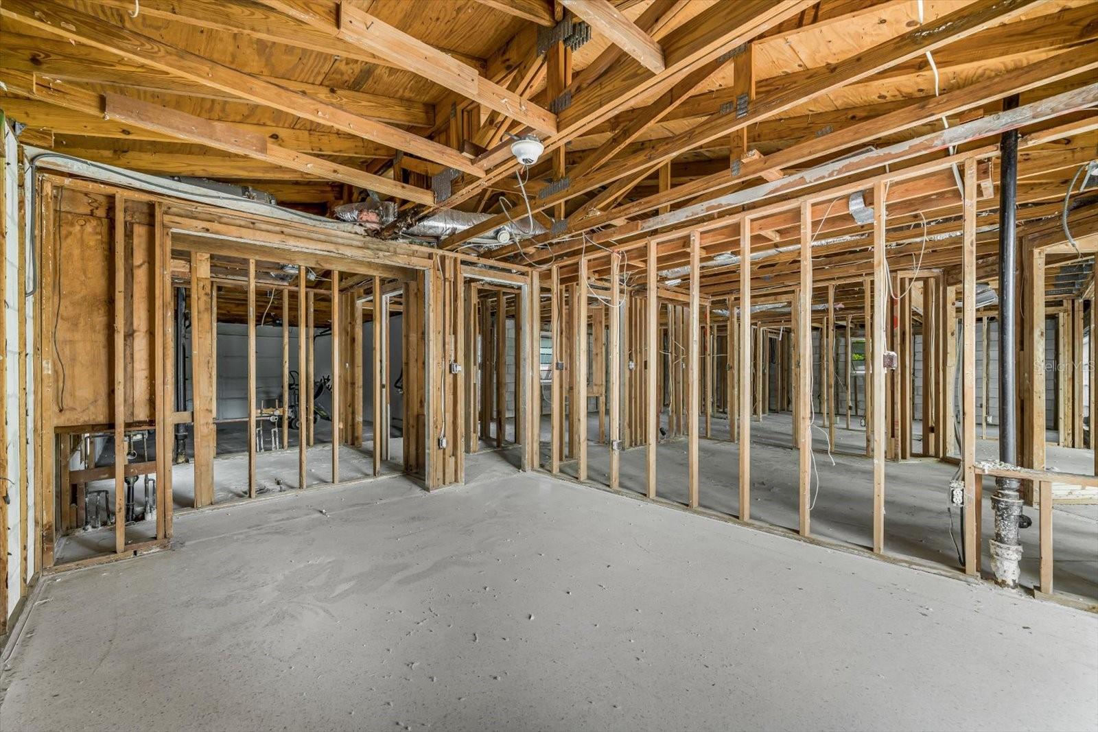 Image 21 of 51 For 259 Gladiolus Street