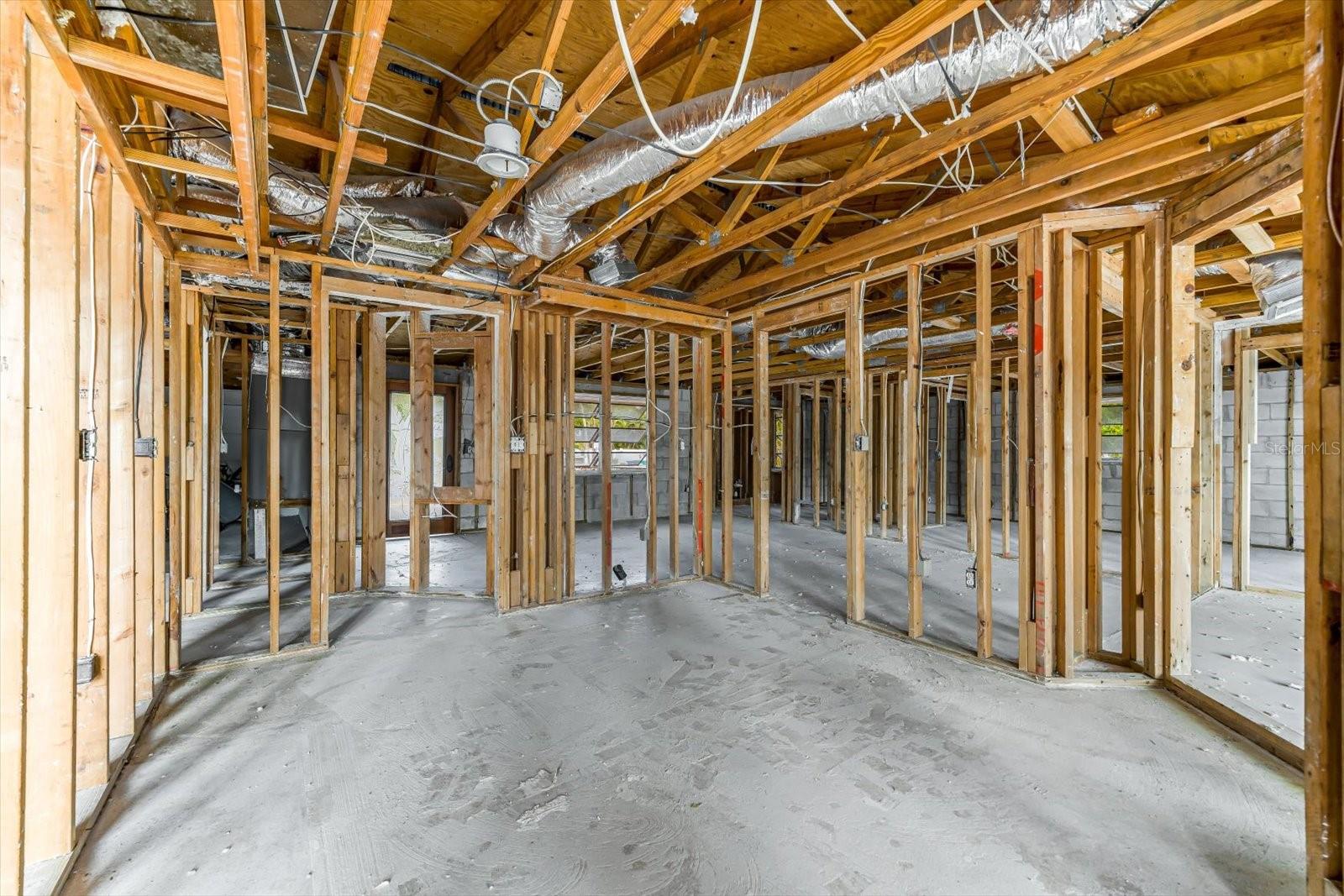 Image 24 of 51 For 259 Gladiolus Street