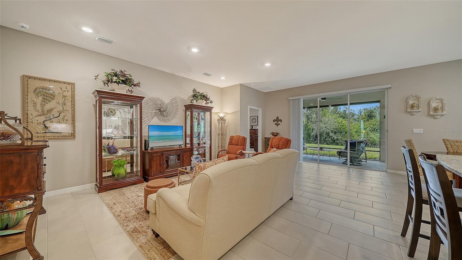 Image 10 of 31 For 17617 Cantarina Cove