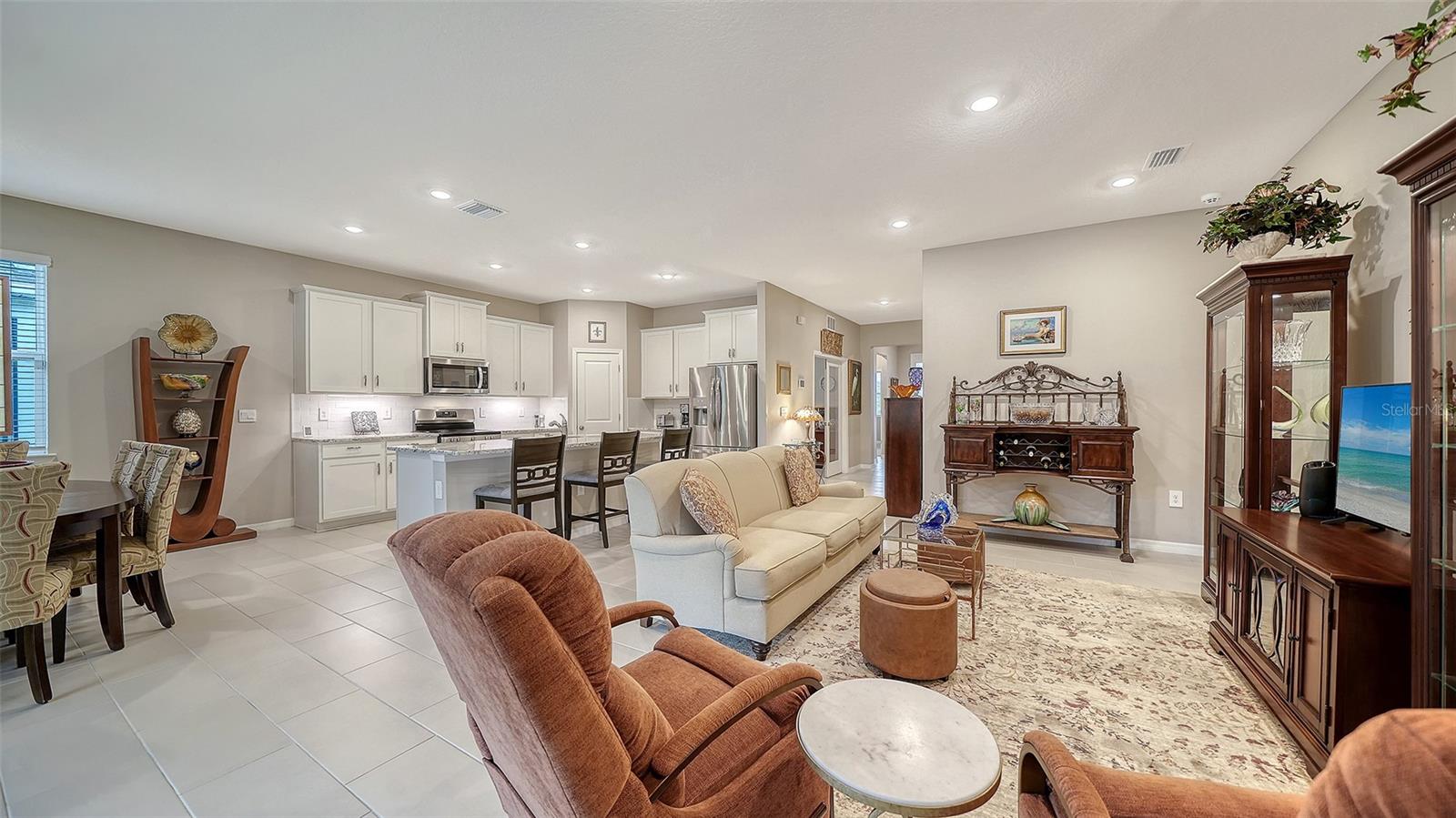 Image 12 of 31 For 17617 Cantarina Cove