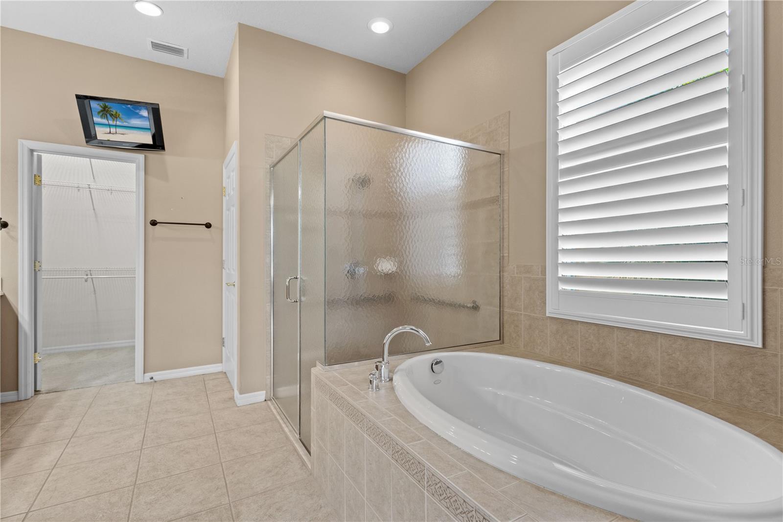 Image 16 of 33 For 3604 Summerwind Circle