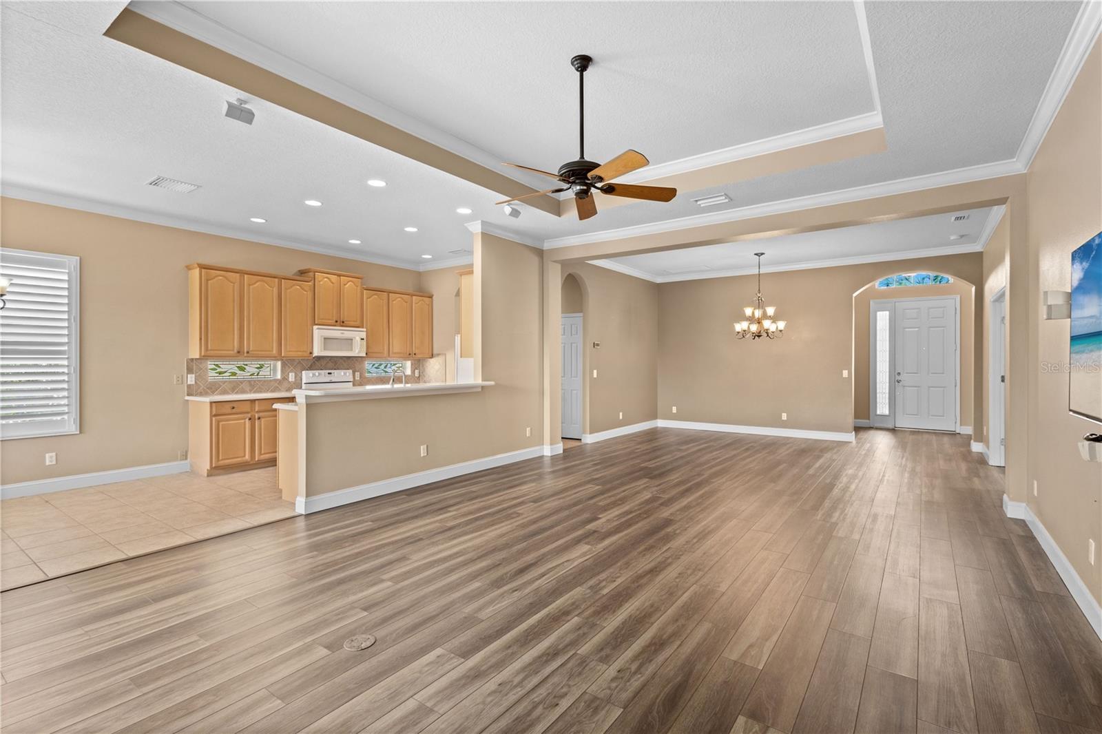 Image 8 of 33 For 3604 Summerwind Circle