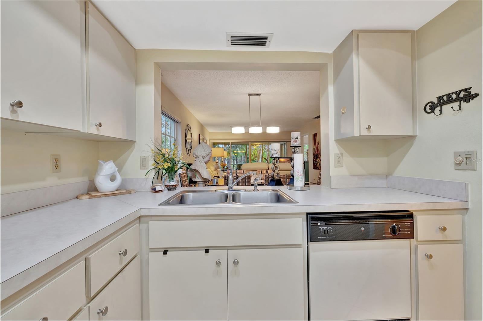 Image 21 of 30 For 5248 Marsh Field Road 2