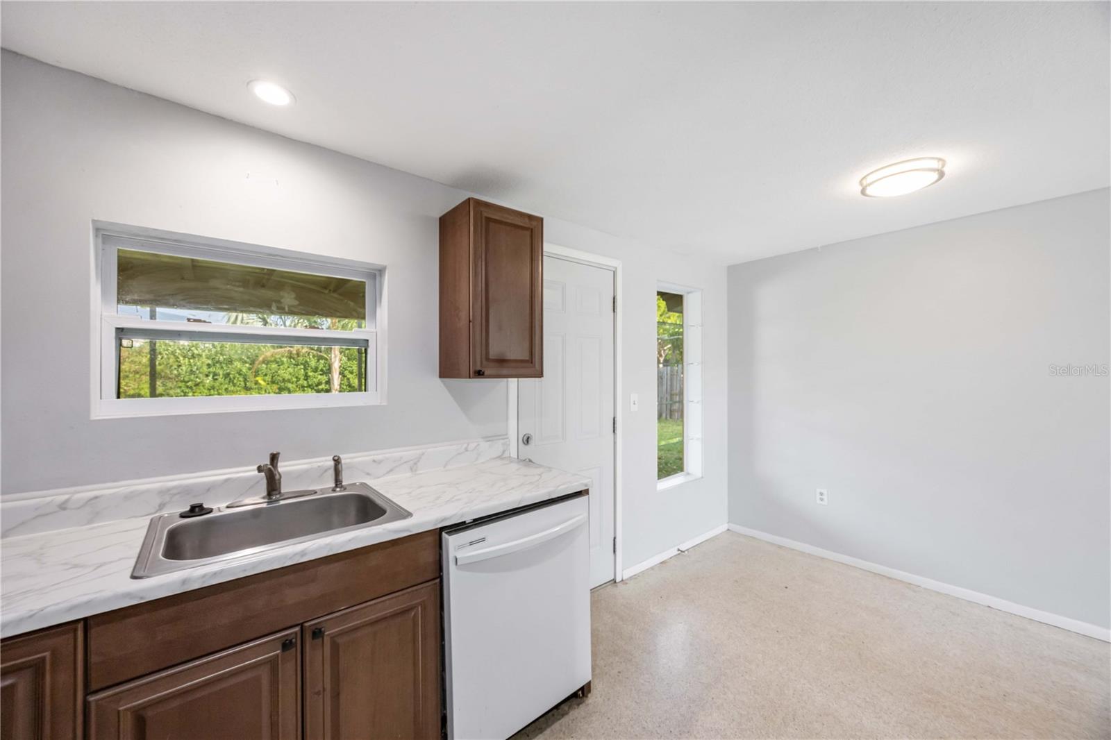 Image 11 of 30 For 3853 Woodrow Ridge Street