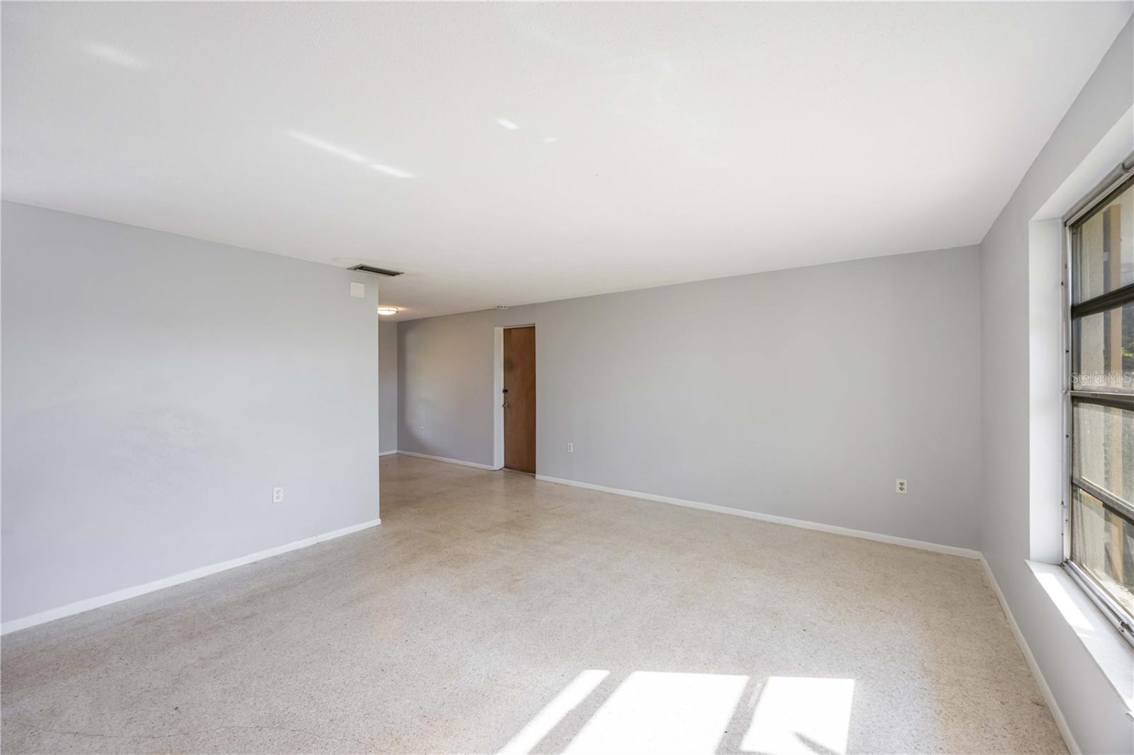 Image 5 of 30 For 3853 Woodrow Ridge Street