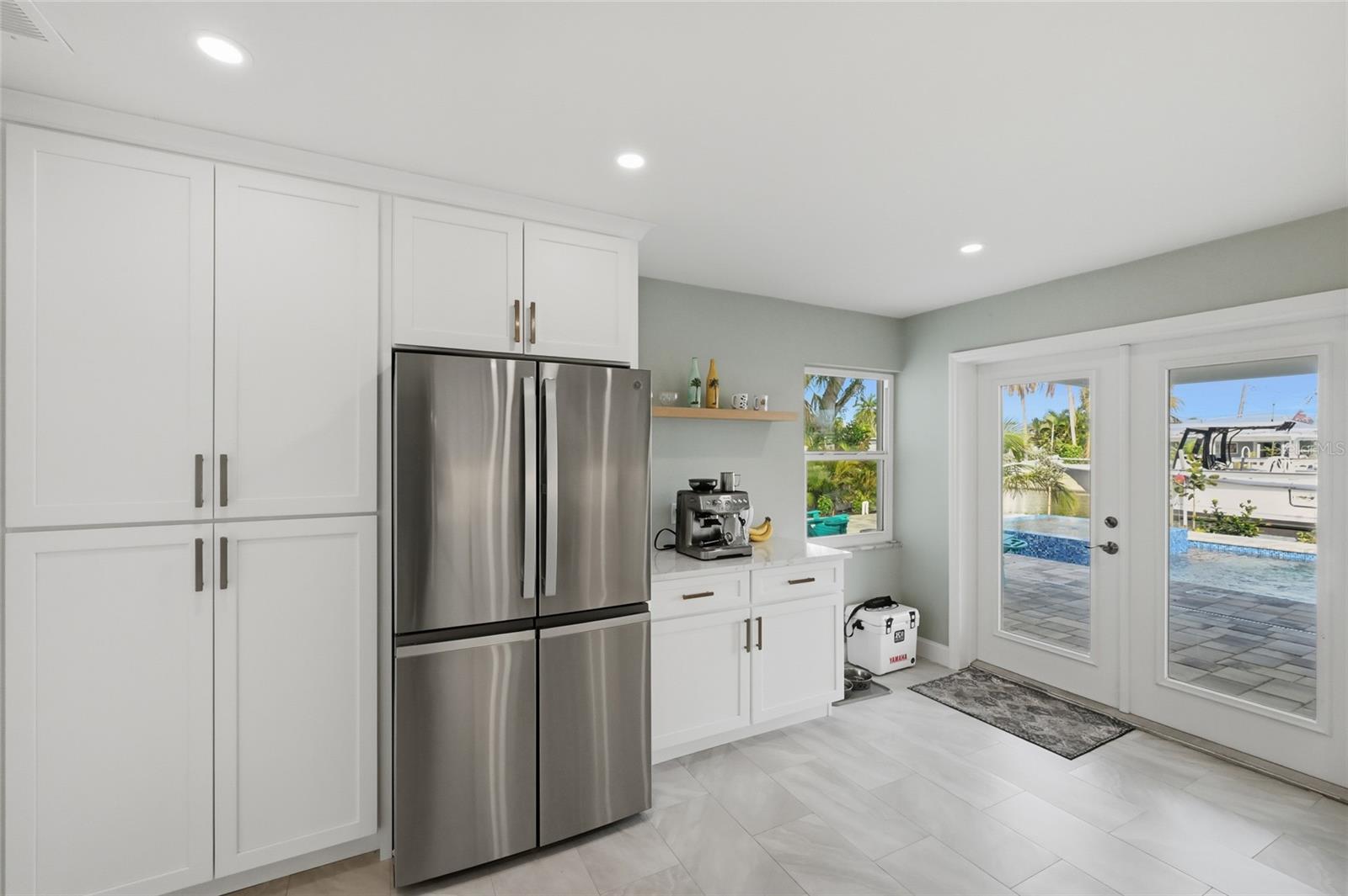 Image 12 of 42 For 611 Dundee Lane