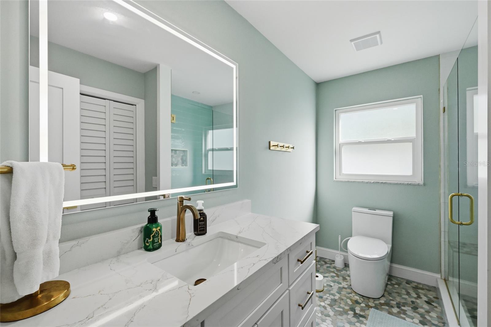 Image 19 of 42 For 611 Dundee Lane