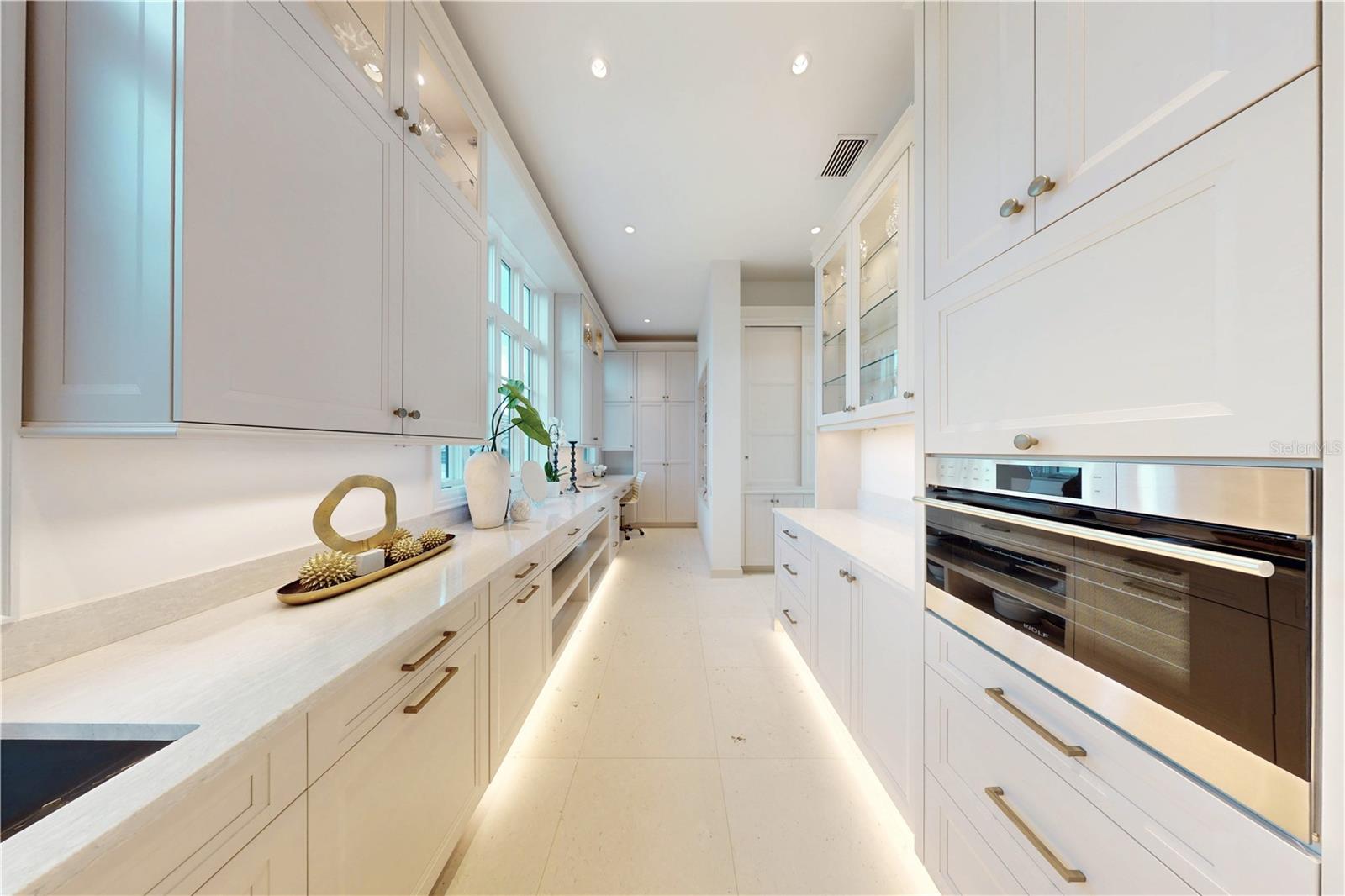 Image 23 of 83 For 7366 Point Of Rocks Road