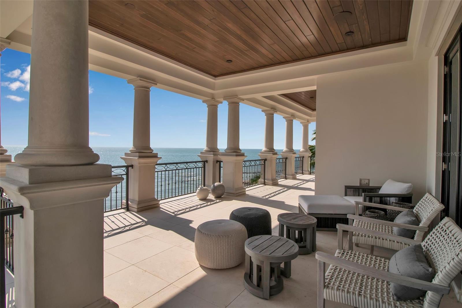 Image 44 of 83 For 7366 Point Of Rocks Road