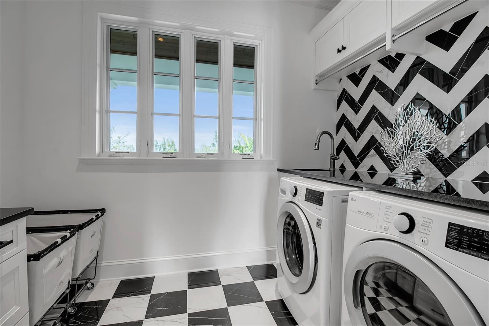 Image 56 of 83 For 7366 Point Of Rocks Road