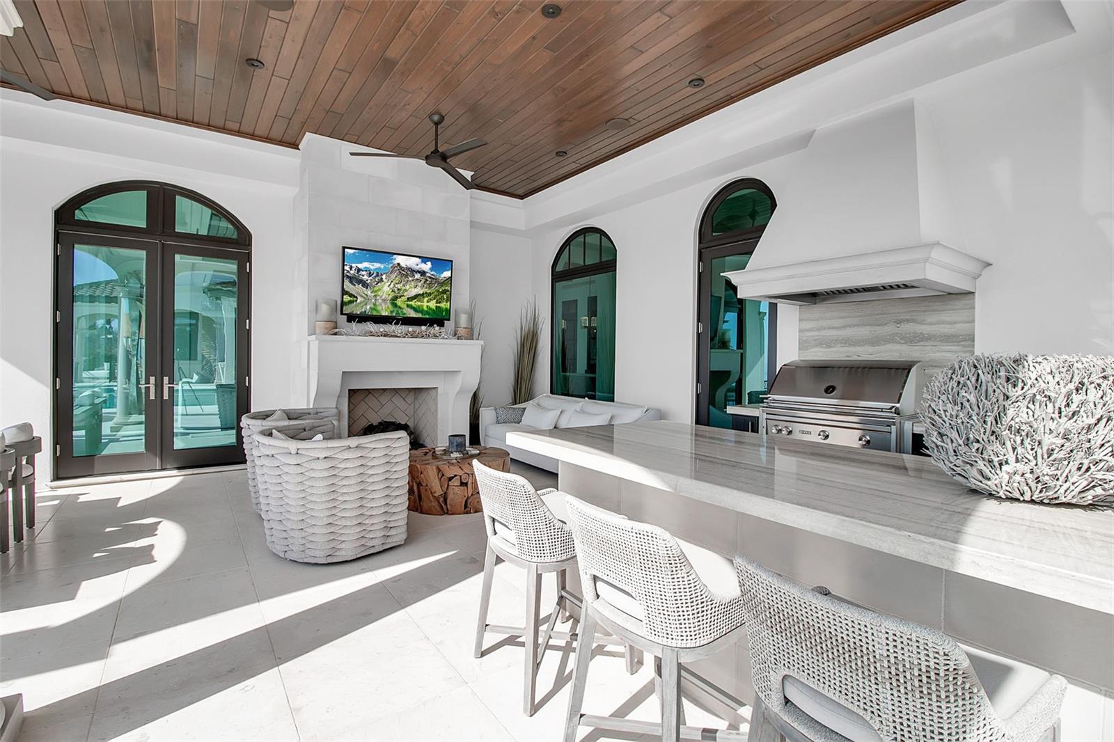 Image 71 of 83 For 7366 Point Of Rocks Road