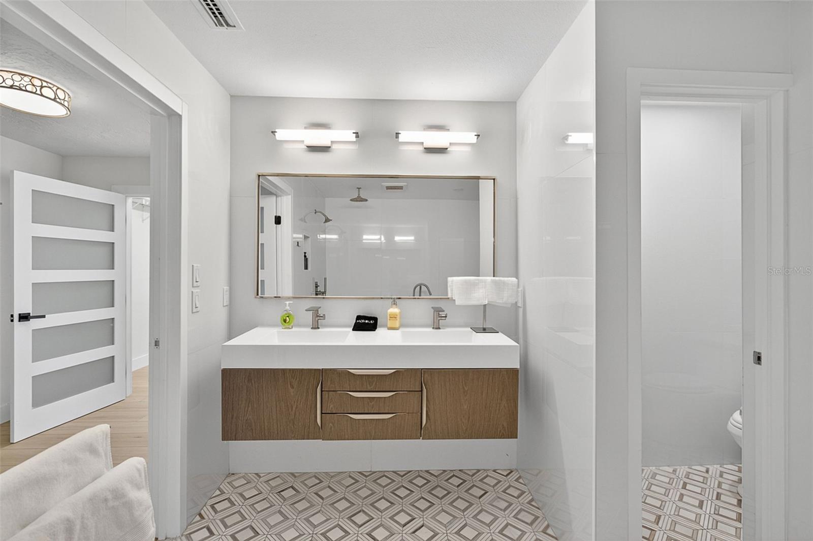 Image 31 of 49 For 3455 Anglin Drive