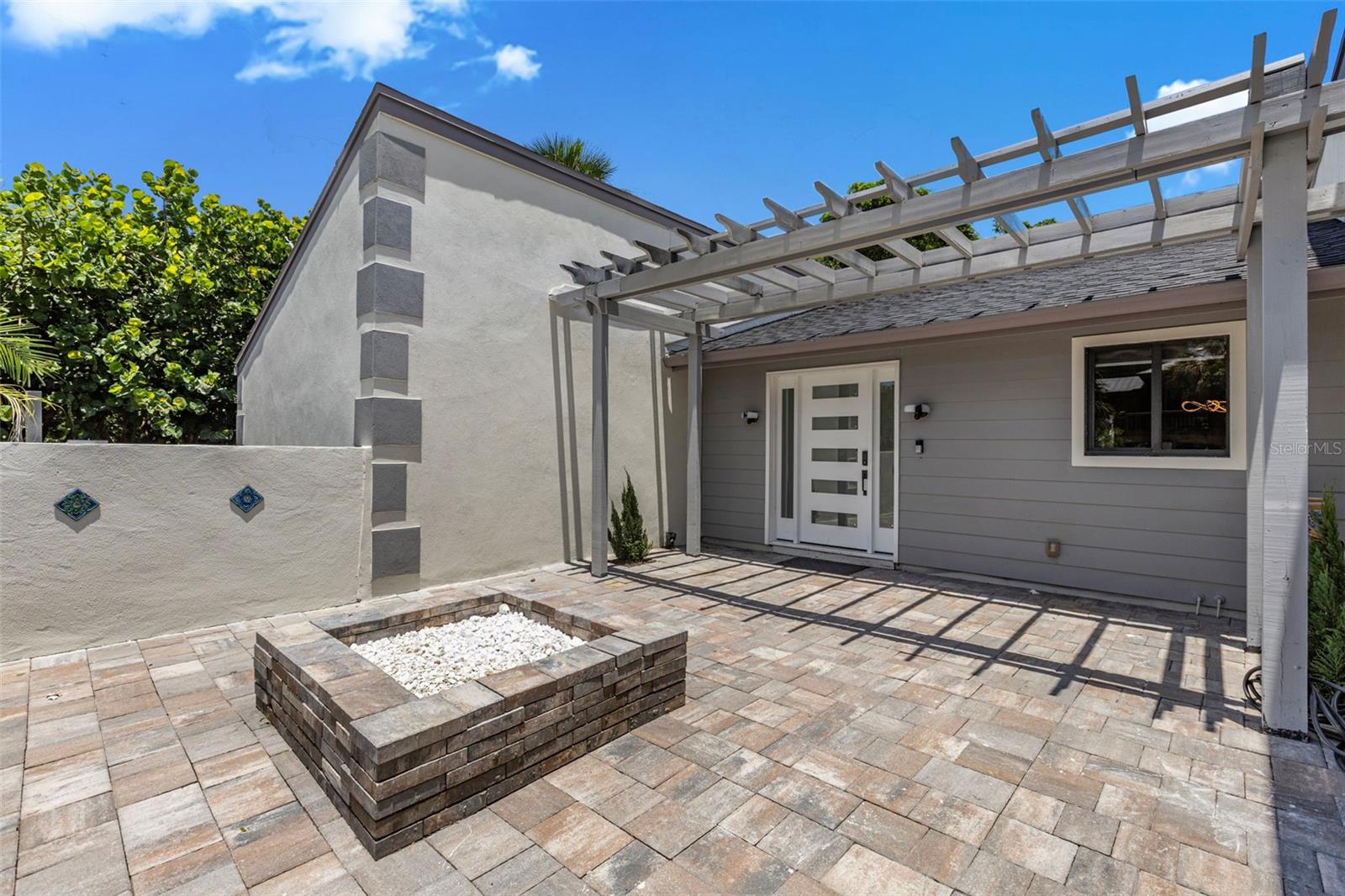 Image 4 of 49 For 3455 Anglin Drive