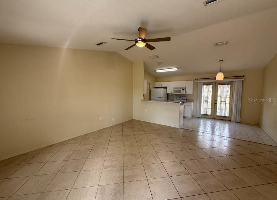 Image 5 of 14 For 2908 9th Avenue Drive E