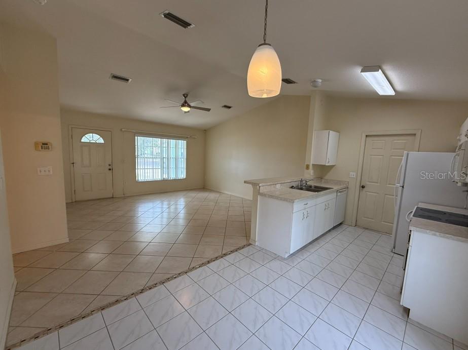 Image 6 of 14 For 2908 9th Avenue Drive E