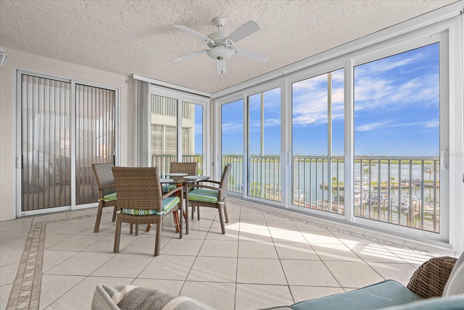 Image 25 of 51 For 1260 Dolphin Bay Way 404