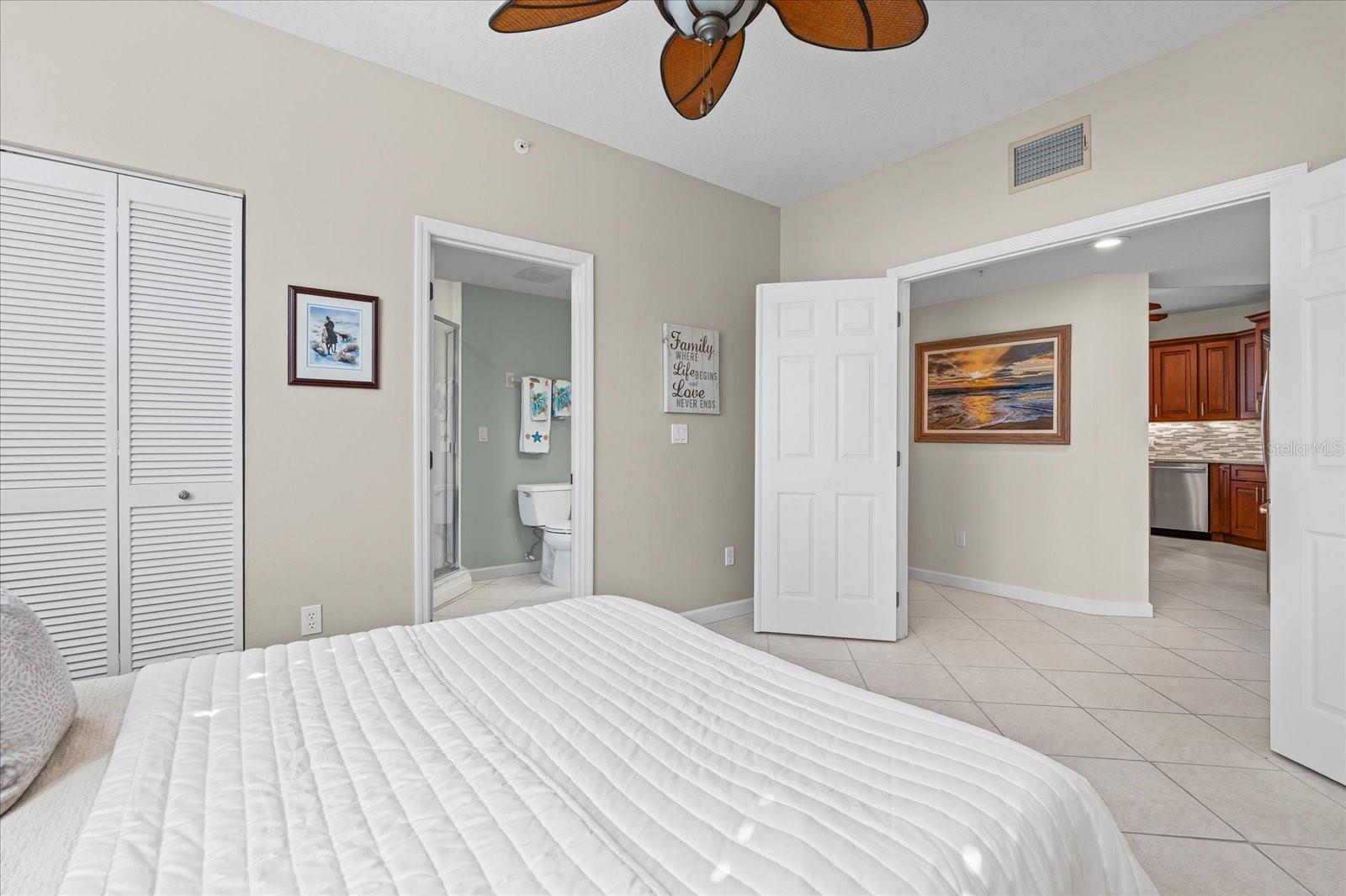 Image 33 of 51 For 1260 Dolphin Bay Way 404