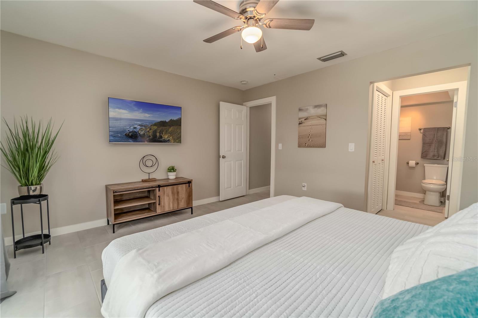 Image 16 of 30 For 33 Caddy Road