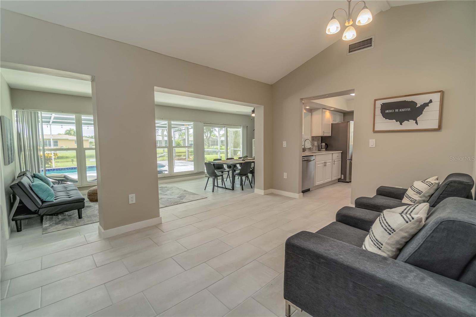 Image 6 of 30 For 33 Caddy Road