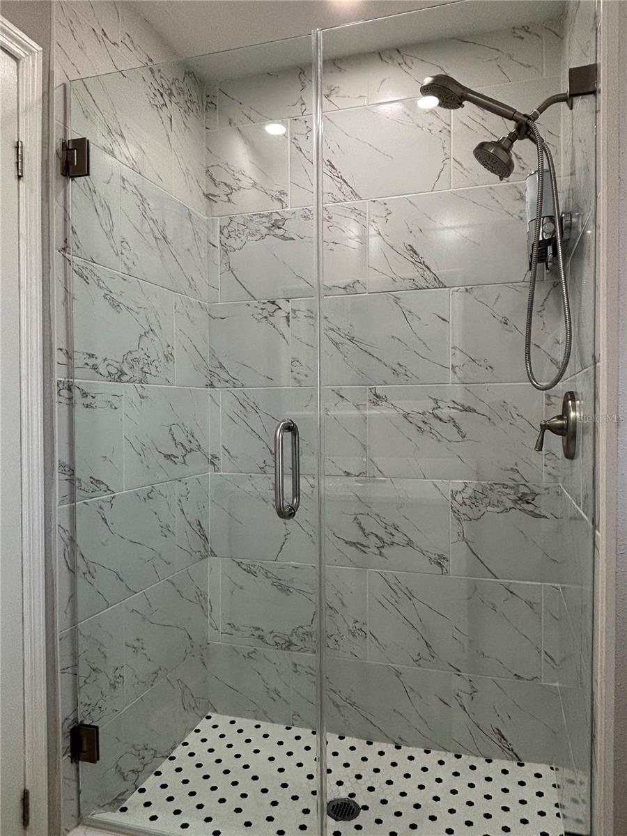 Image 20 of 32 For 3401 28th Street W